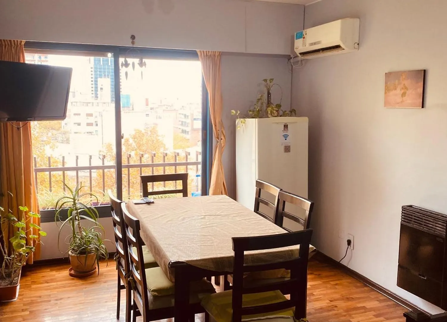 Tu Casa En Espana Y Peatonal - Cochera Privada Incluida - Microcentro Mendoza