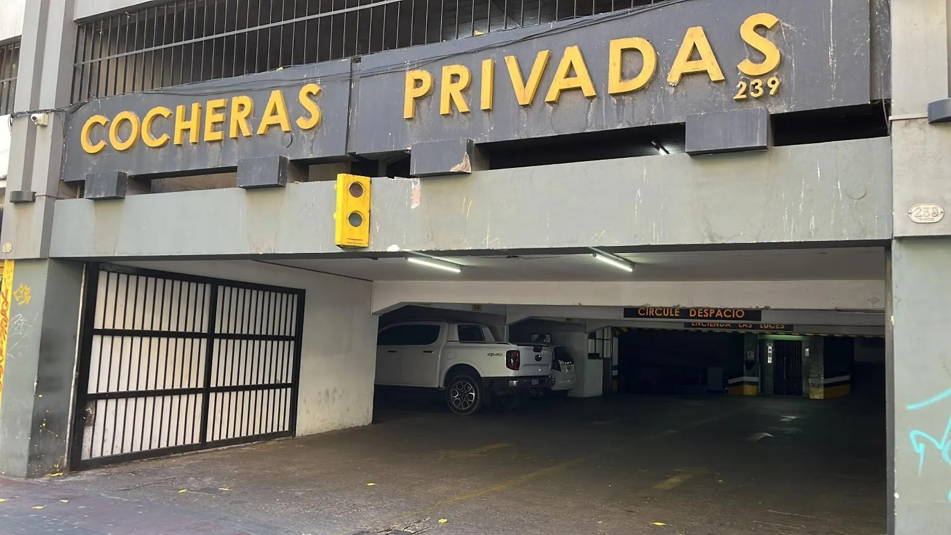 Tu Casa En Espana Y Peatonal - Cochera Privada Incluida - Microcentro Mendoza Argentína